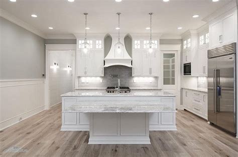 20+ White Cabinets With Gray Floors – HomeDecorish