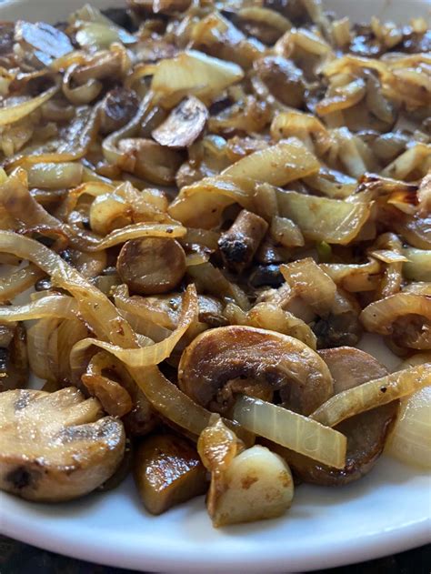 Fried Mushrooms And Onions – Melanie Cooks