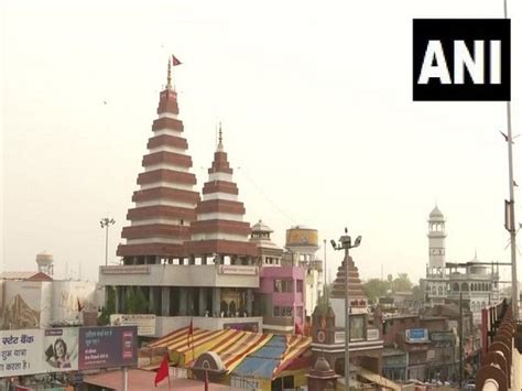 Patna: Temple and mosque show mutual reverence, with loudspeakers ...