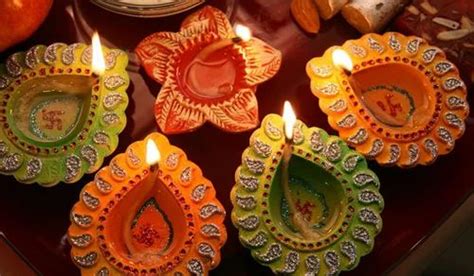 Colorful Diwali Diyas at Rs 8/piece | Prahladpur | New Delhi | ID: 11499712262