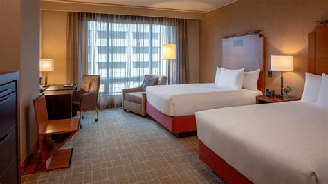 Upscale Downtown Hotel Rooms and Suites | Grand Hyatt Seattle