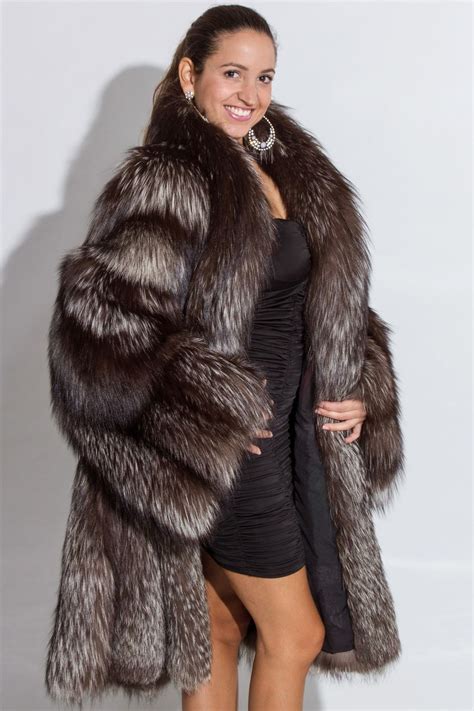 silver fox fur coat | Fur coat fashion, Fur hood coat, Fur fashion