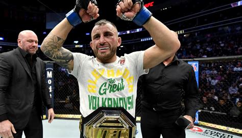 UFC: Featherweight champion Alex Volkanovski seeking knockout statement ...