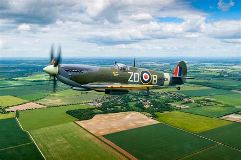 Jason Bye Photography | Supermarine Spitfire Mark IX MH434, IWM Duxford, Cambridge, Jason Bye ...