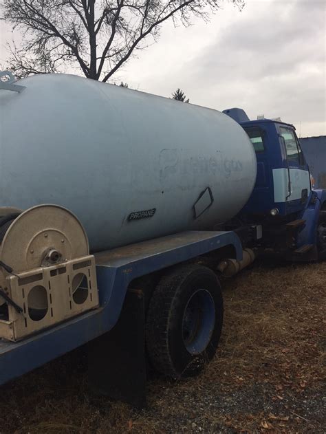 3000 gallon 1999 Sterling bobtail | Hiltz Propane Systems