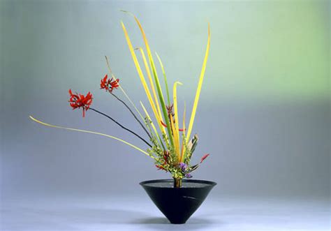 Japanese Culture - Arts - Ikebana, Flower Arrangement