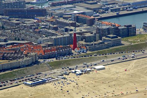 Scheveningen Lighthouse in Scheveningen, South Holland, Netherlands ...