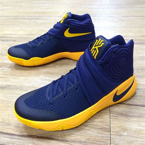 Nike Kyrie 2 EP II Irving Cavs Playoffs PE Navy Gold Mens Basketball ...