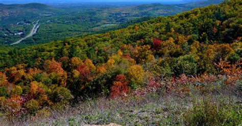 The Top 6 Perfect Fall Foliage Spots in Lake George