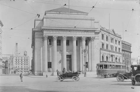 Bank of Montreal Photo courtesy of the Library and Archives of Canada