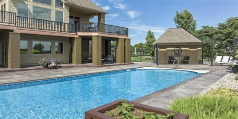 6 Homes for Sale in the Omaha Area With Spectacular Pools - The Dodge Voice - Omaha