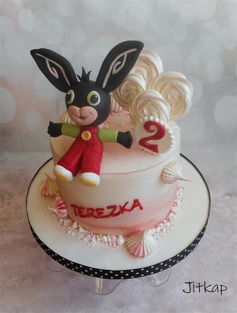 Bing bunny cake - Decorated Cake by Jitkap - CakesDecor