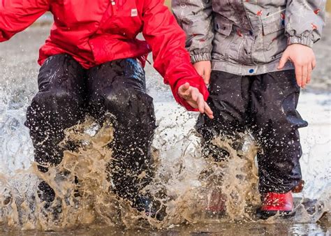 Why puddle play is so great for kids – Active For Life