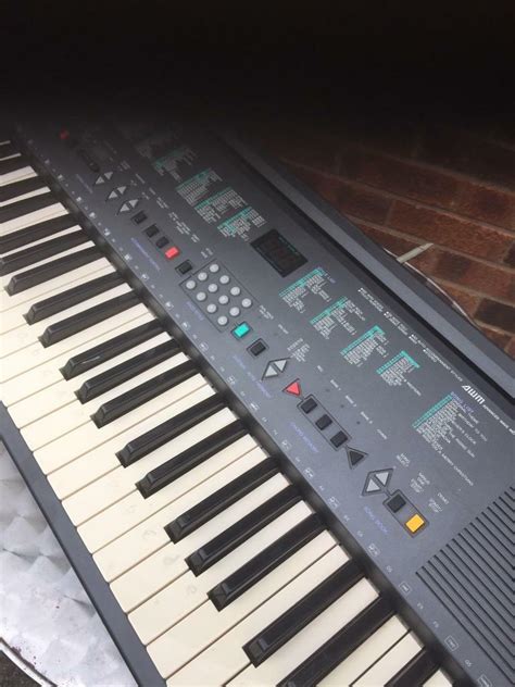 Yamaha keyboard PSR 300 for sale at Sheffield | in High Green, South Yorkshire | Gumtree