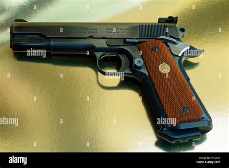 A Colt .45 ACP auto automatic pistol model 1911 Stock Photo - Alamy