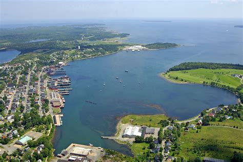 Lunenburg Harbour in NS, Canada - harbor Reviews - Phone Number - Marinas.com