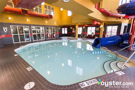 Fairfield Inn & Suites by Marriott West Kelowna - The Pool at the BEST WESTERN PLUS Wine Country ...