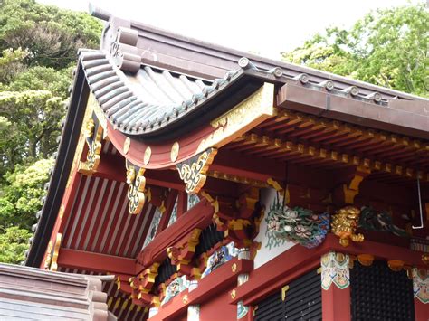 Traditional Japanese Temple Roof Tiles - HooDoo Wallpaper