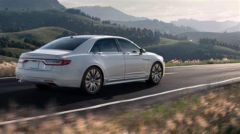 Lincoln Redefines Luxury for a New Generation of Auto Owners - We Are ...