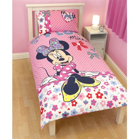 MINNIE MOUSE BEDROOM & BEDDING ACCESSORIES