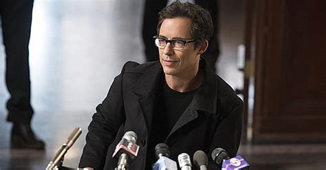 Tom Cavanagh as the Reverse Flash Picture | POPSUGAR Entertainment