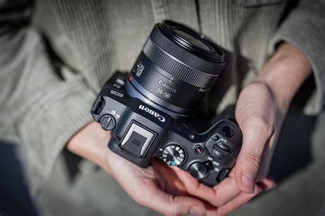 Canon adds a compact lightweight to EOS R mirrorless camera line