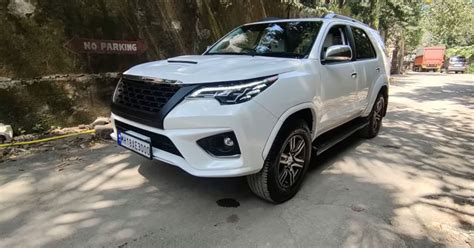 2023 Toyota Fortuner Modified