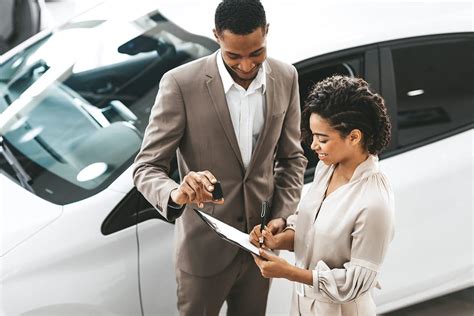 BMW Lease vs Financing: Which is the Right Option for You?