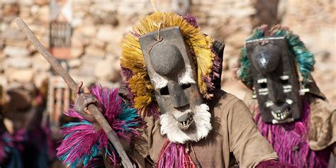 BRIEF HISTORY OF THE DOGON