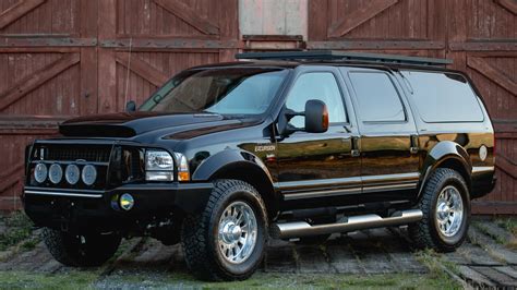 2004 Ford Excursion 4×4 Custom VIN: 1FMSU43P94EC49849 - CLASSIC.COM