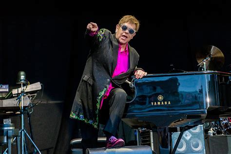 Elton John Recalls The Show That Changed His Life 50 Years Ago