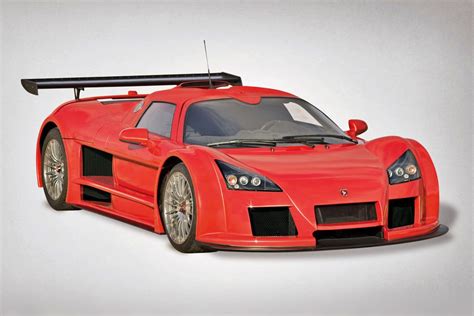 Gumpert Apollo Review, Specs, Pictures, Price & Top Speed