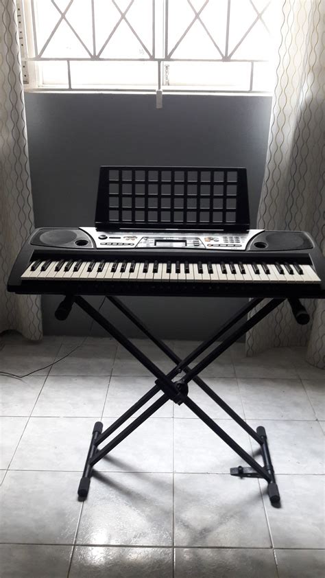 For Sale: YAMAHA KEYBOARD WITH STAND - Charlton, Off Constant Spring Rd