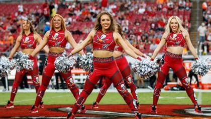 Celebrity Photographic Images Tampa Bay Buccaneers Cheerleaders 8x10 ...