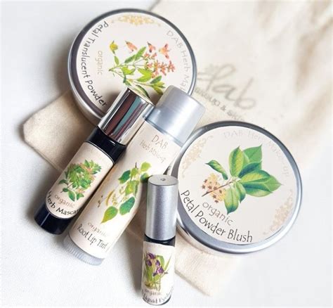 14 Clean + Sustainable Makeup Brands to Try Now