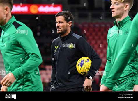 Jason Tindall Assistant Manager of Newcastle United - AFC Bournemouth v ...