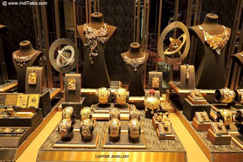 Top 20 Hong Kong Souvenirs To Pick - Shopping In Hong Kong | Inditales