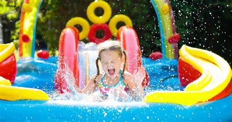 The Best Outdoor Water Toys for Toddlers That Are Fun and Safe - Patio Gateway