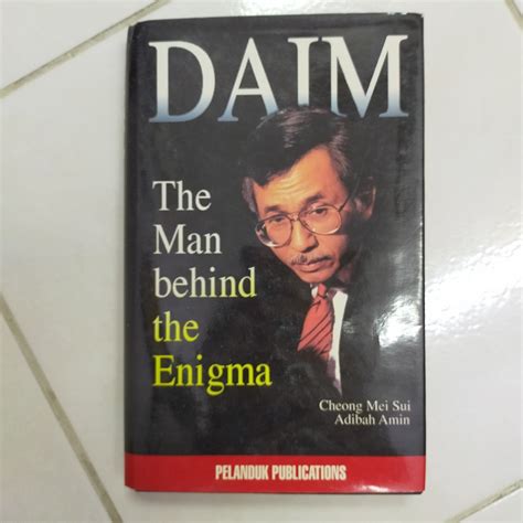 Tun Daim Zainuddin Book, Hobbies & Toys, Books & Magazines, Storybooks ...