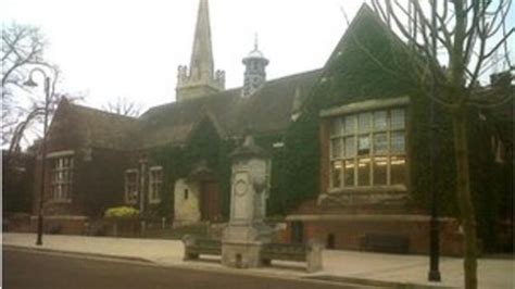 Historic Kettering Library reopening - BBC News