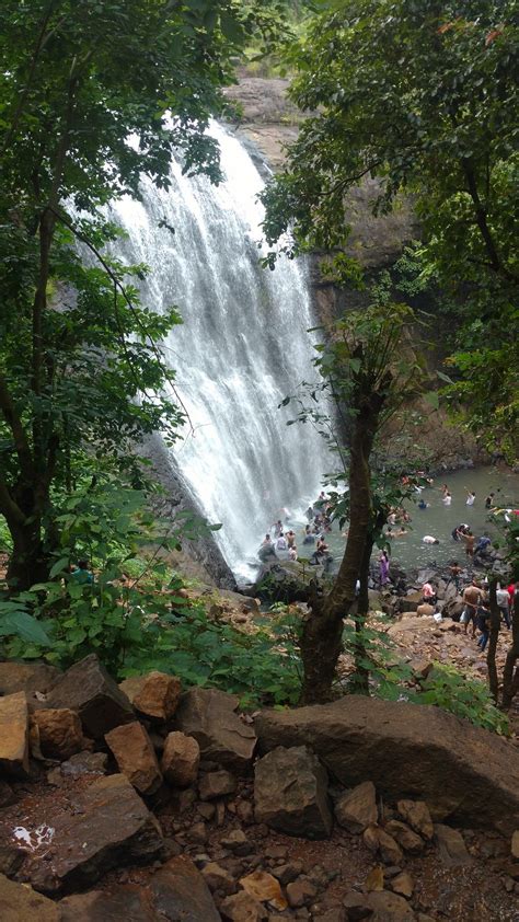 This Shimmering Waterfall Near Mumbai Should Be Your Next Weekend Getaway - Tripoto