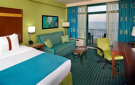 Standard Oceanfront King Bed Hotel Room - Holiday Inn and Suites Virginia Beach - North Beach