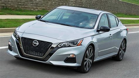 2019 Nissan Altima Starts At $23,750, Turbo Goes For $29,150