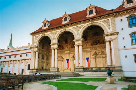 Wallenstein Palace (Valdštejnský palác) Prague