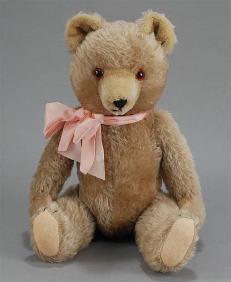 Antique Teddy Bears Value (Identification & Price Guides)