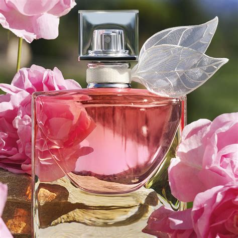 La Vie est Belle Domaine de la Rose by Lancôme » Reviews & Perfume Facts