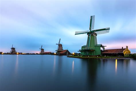 Dutch Windmills "Zaandam" [5664 × 3776] [OC] : r/ExposurePorn