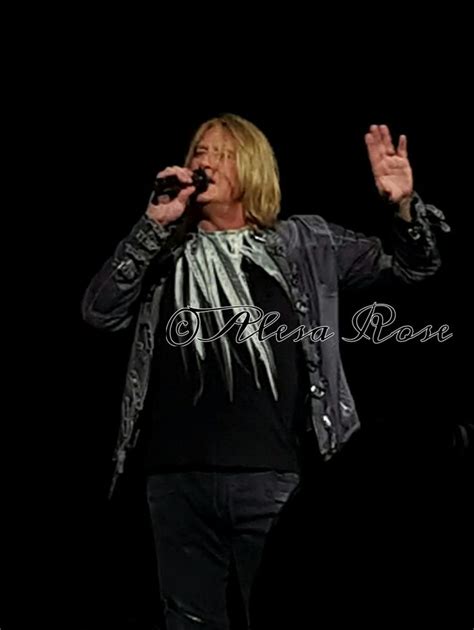 Joe Elliott of Def Leppard | Joe elliott, Def leppard, Phil collen