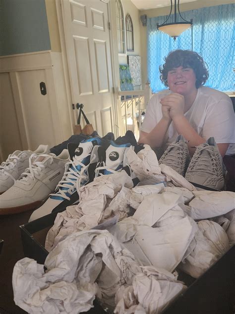 Shaq sends teen five pairs of custom size 22 Reebok sneakers - pennlive.com