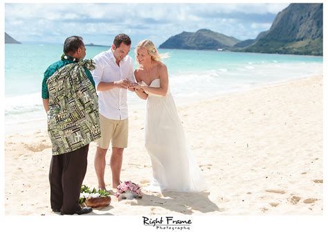 Hawaii Beach Wedding by RIGHT FRAME PHOTOGRAPHY